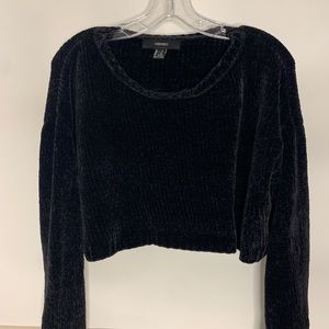 Cropped black soft sweater